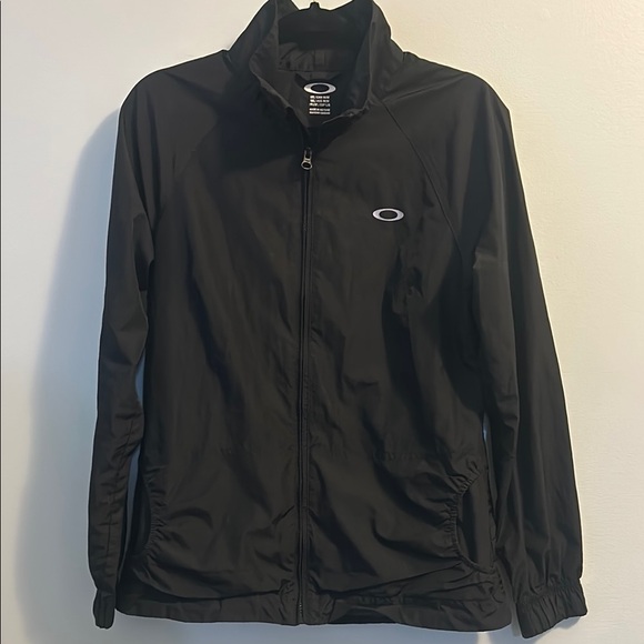 Oakley Black Windbreaker Jacket- like new - Picture 1 of 5